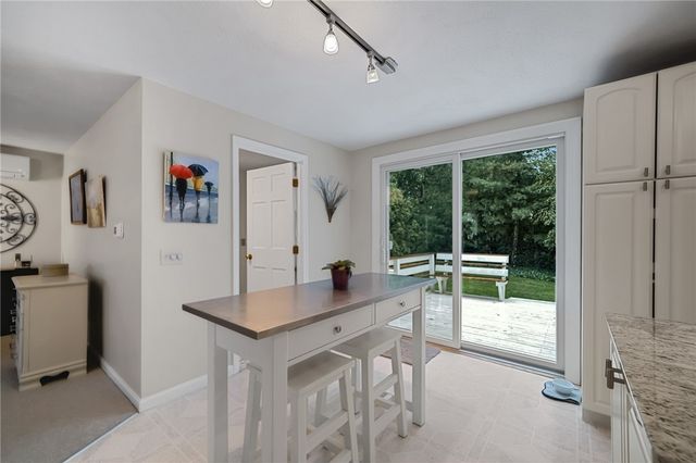 27 Country View Drive, Johnston, RI 02919