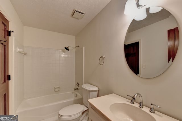 886 Marbrook Drive, Lawrenceville, GA 30044