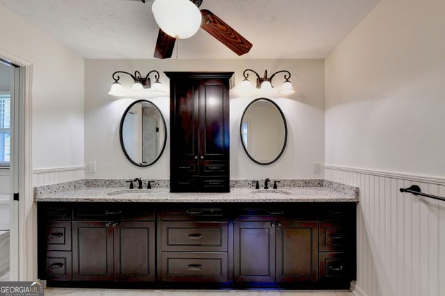 886 Marbrook Drive, Lawrenceville, GA 30044