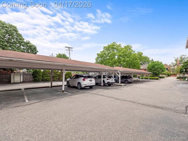 444 Chester Street 425, Birmingham, MI 48009