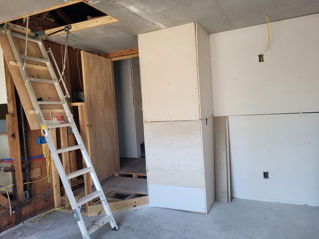 25647 S 585 Road, Afton, OK 74331