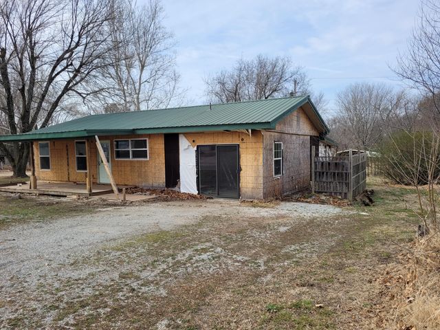 25647 S 585 Road, Afton, OK 74331