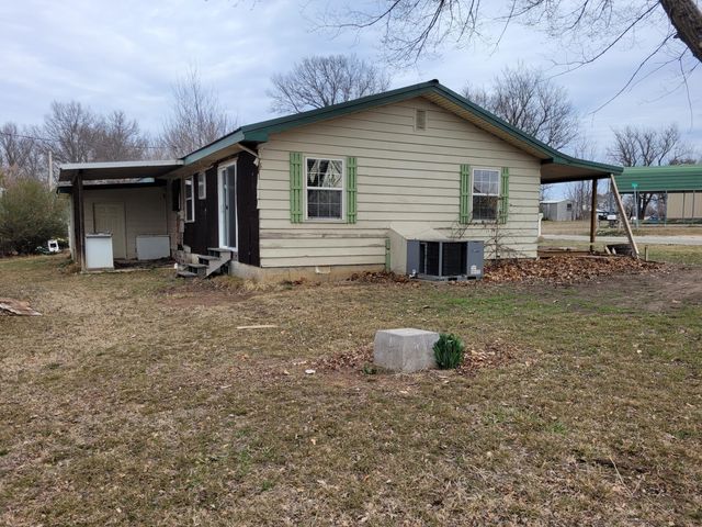 25647 S 585 Road, Afton, OK 74331