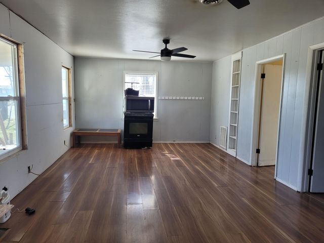 25647 S 585 Road, Afton, OK 74331