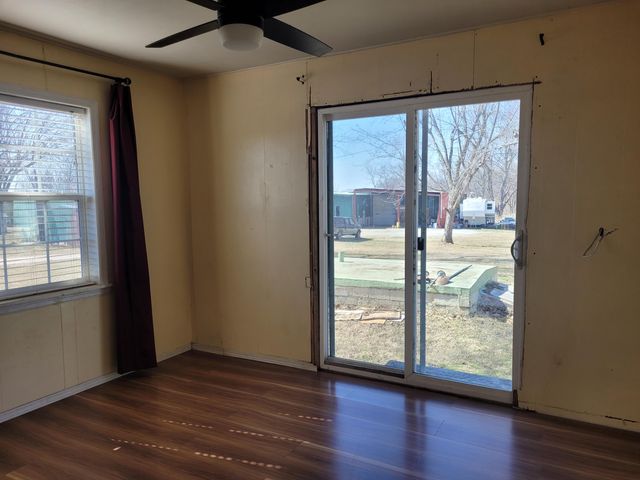 25647 S 585 Road, Afton, OK 74331