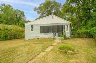 8042 Brooklyn Avenue, Kansas City, MO 64132