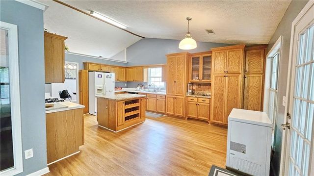 2233 Hansford Pass, Buford, GA 30519
