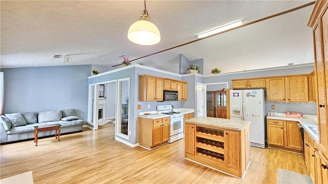 2233 Hansford Pass, Buford, GA 30519