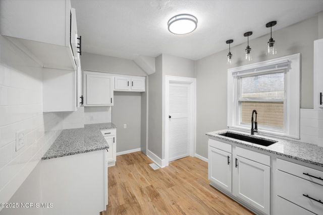 1207 E Broadway Street, Toledo, OH 43605