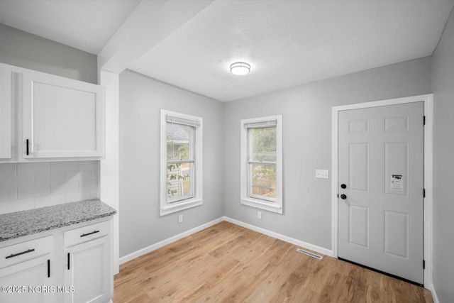 1207 E Broadway Street, Toledo, OH 43605