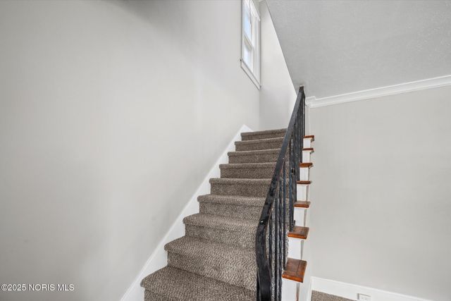 1207 E Broadway Street, Toledo, OH 43605