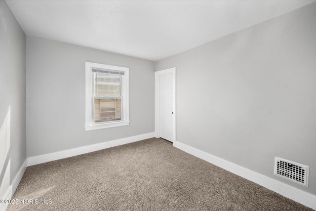 1207 E Broadway Street, Toledo, OH 43605