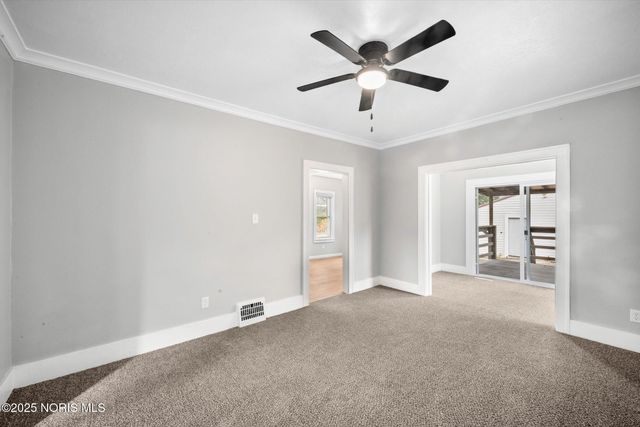 1207 E Broadway Street, Toledo, OH 43605