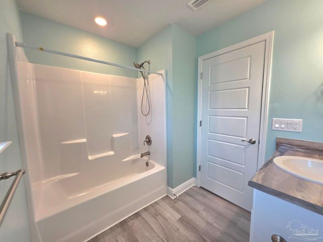5031 Firstmate Way, Pensacola, FL 32526