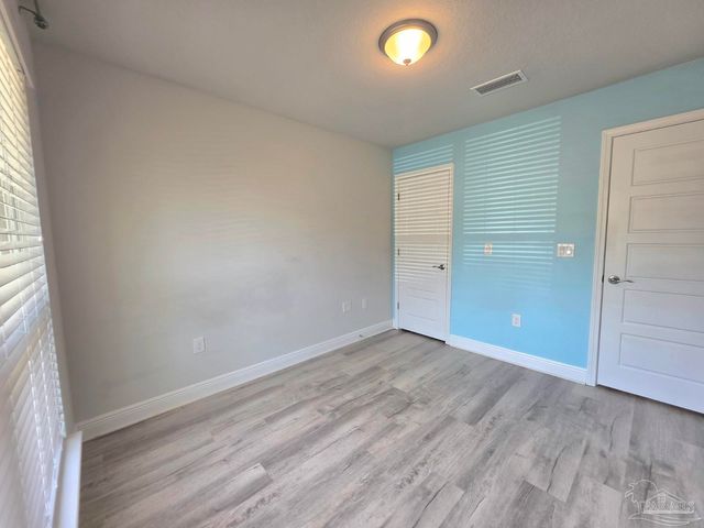 5031 Firstmate Way, Pensacola, FL 32526