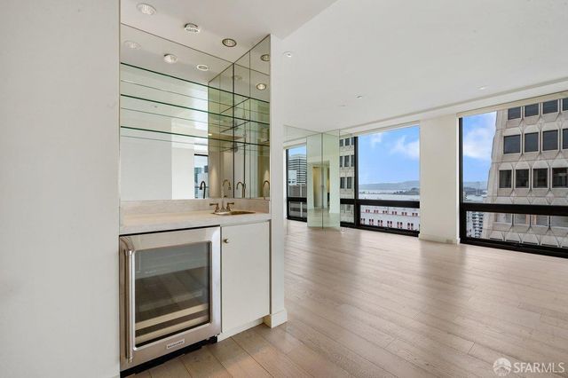 611 Washington Street 2305, San Francisco, CA 94111