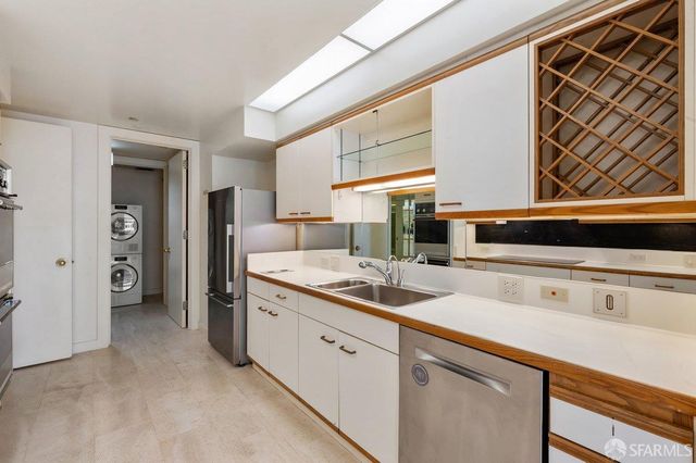 611 Washington Street 2305, San Francisco, CA 94111