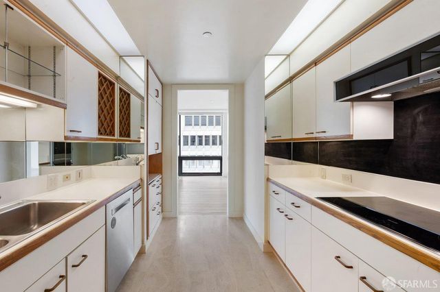 611 Washington Street 2305, San Francisco, CA 94111