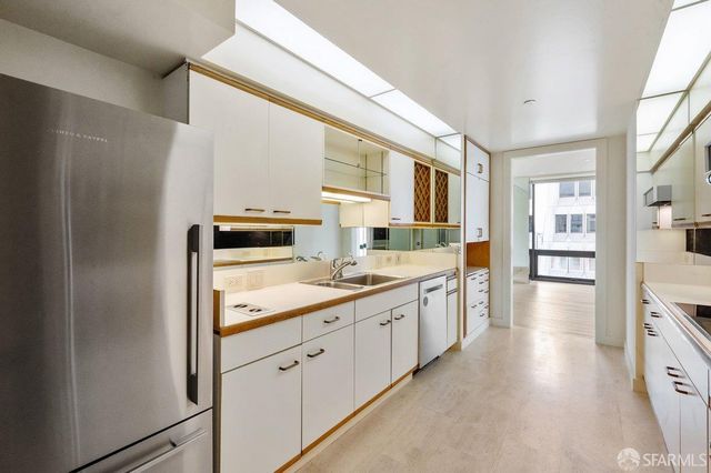 611 Washington Street 2305, San Francisco, CA 94111