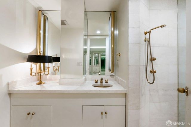 611 Washington Street 2305, San Francisco, CA 94111