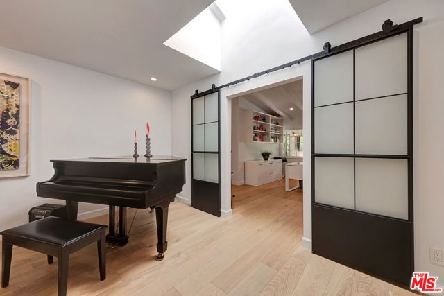 16012 Meadowcrest Road, Sherman Oaks, CA 91403