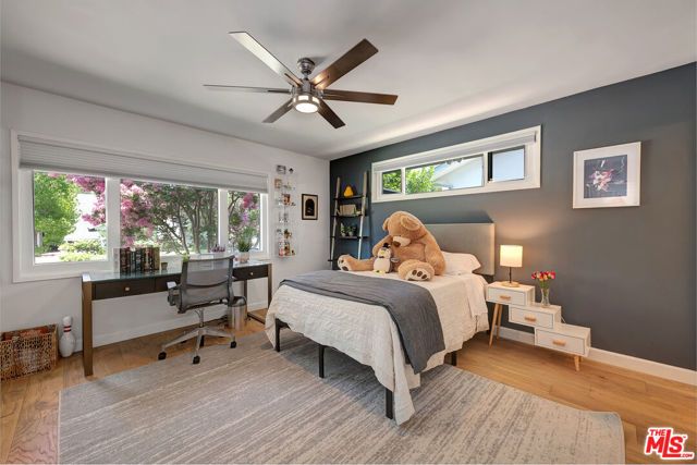 16012 Meadowcrest Road, Sherman Oaks, CA 91403