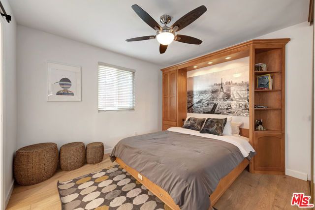 16012 Meadowcrest Road, Sherman Oaks, CA 91403