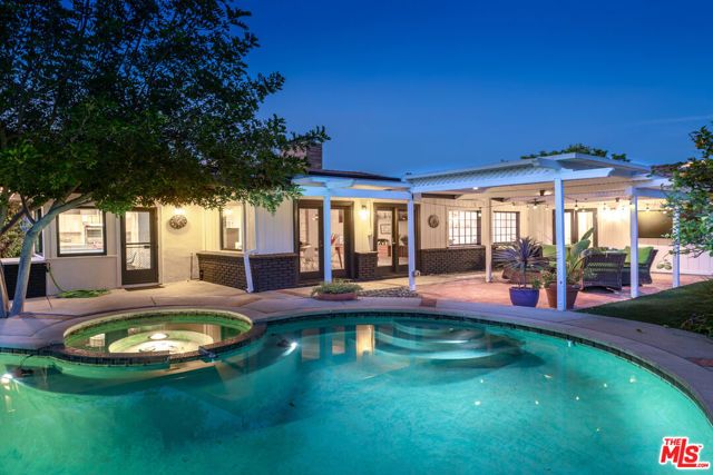 16012 Meadowcrest Road, Sherman Oaks, CA 91403