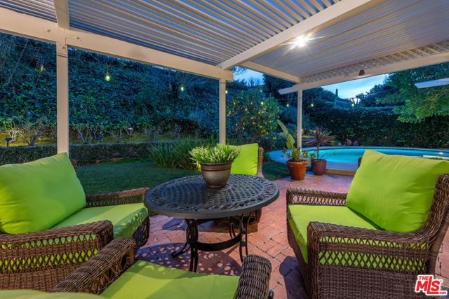 16012 Meadowcrest Road, Sherman Oaks, CA 91403