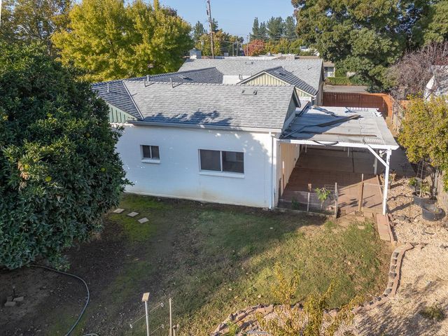 353 N Lawrence Ave, Yuba City, CA 95991