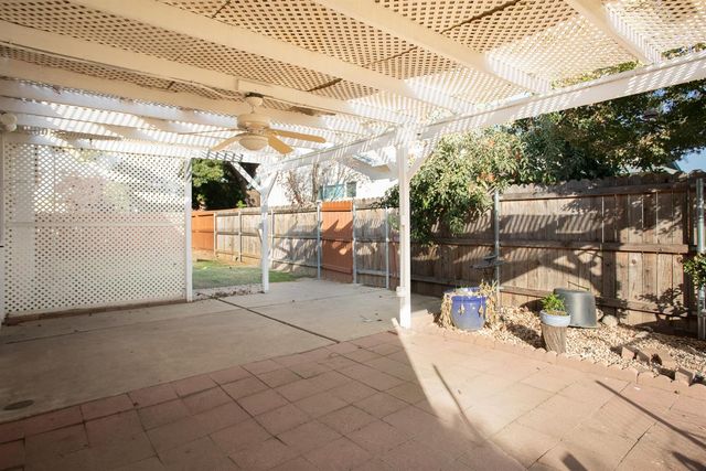 353 N Lawrence Ave, Yuba City, CA 95991