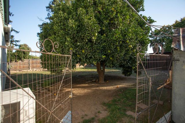 353 N Lawrence Ave, Yuba City, CA 95991