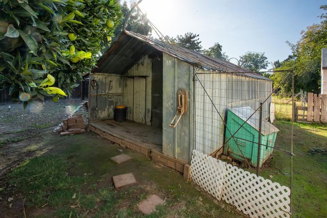 353 N Lawrence Ave, Yuba City, CA 95991