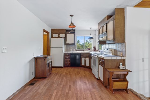 16945 McCoy Road, Cottonwood, CA 96022