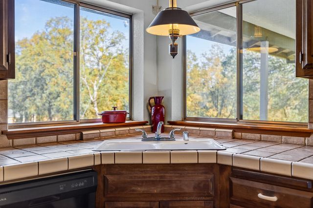 16945 McCoy Road, Cottonwood, CA 96022