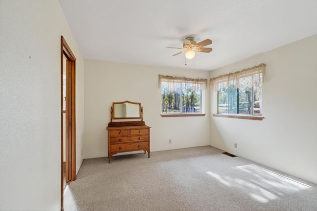 16945 McCoy Road, Cottonwood, CA 96022