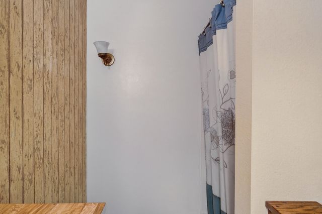 16945 McCoy Road, Cottonwood, CA 96022