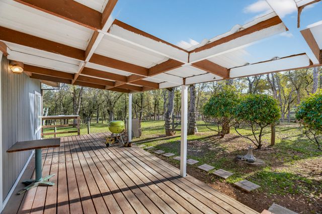 16945 McCoy Road, Cottonwood, CA 96022