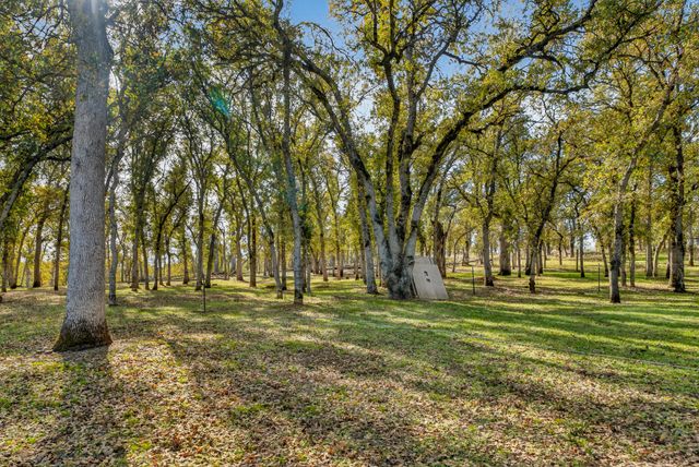 16945 McCoy Road, Cottonwood, CA 96022