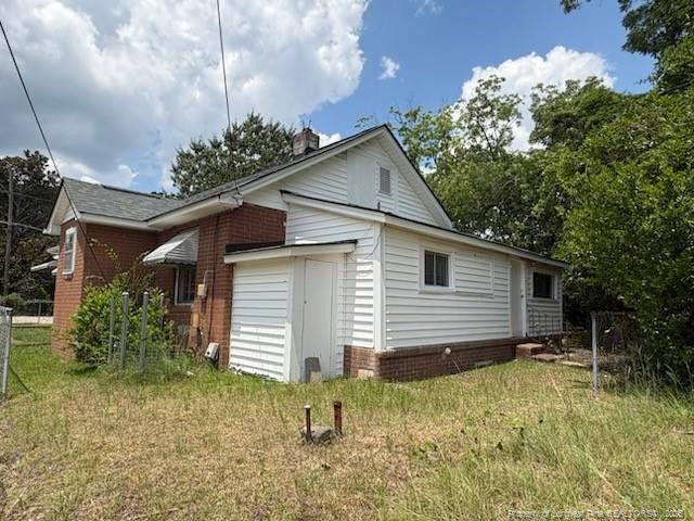 911 Henderson Avenue, Fayetteville, NC 28301