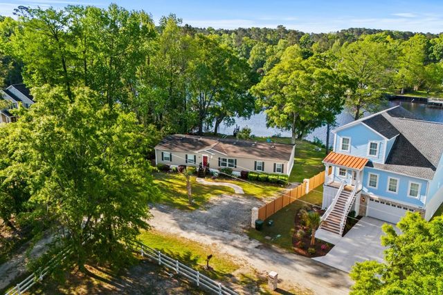 2380 John Henry Ln., Myrtle Beach, SC 29579