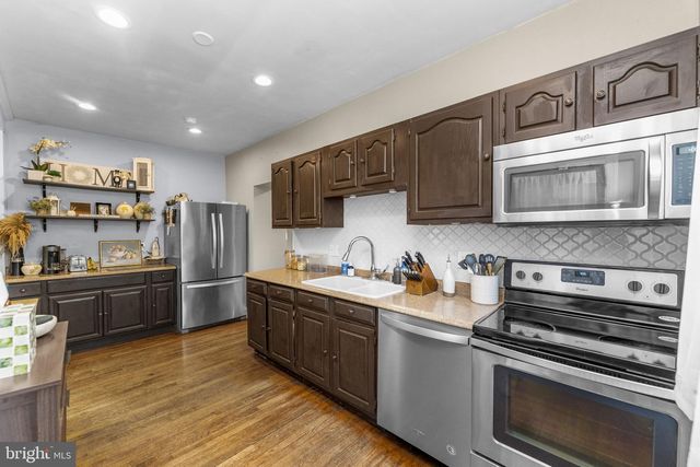 28 S 5TH ST, Perkasie, PA 18944