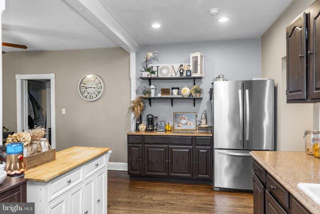 28 S 5TH ST, Perkasie, PA 18944