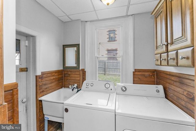 28 S 5TH ST, Perkasie, PA 18944