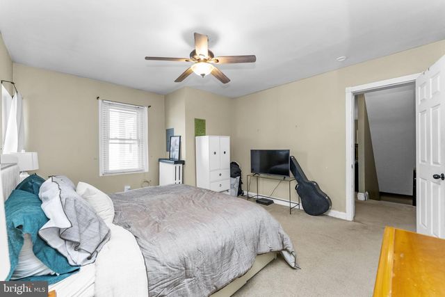 28 S 5TH ST, Perkasie, PA 18944