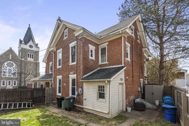 28 S 5TH ST, Perkasie, PA 18944