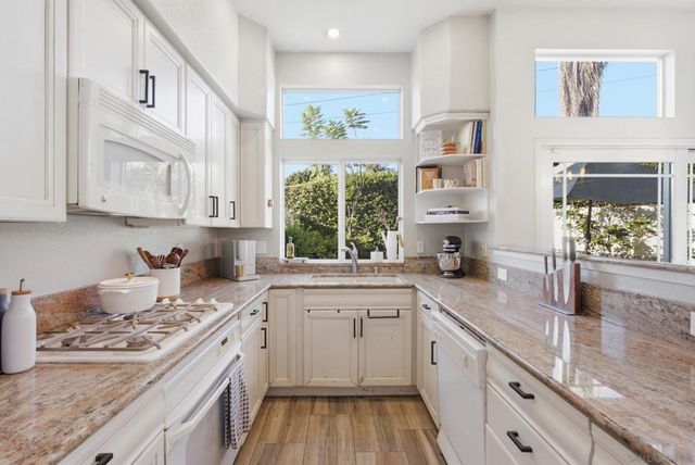 7707 Hazard Center Rd, San Diego, CA 92108