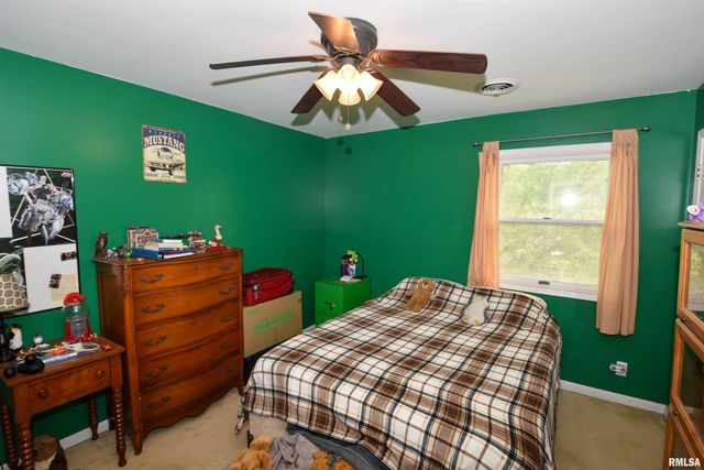 10019 N SPRING Lane, Peoria, IL 61615