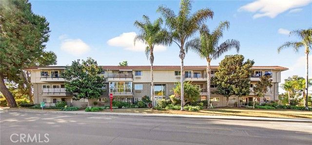 2393 Via Mariposa 2B, Laguna Woods, CA 92637