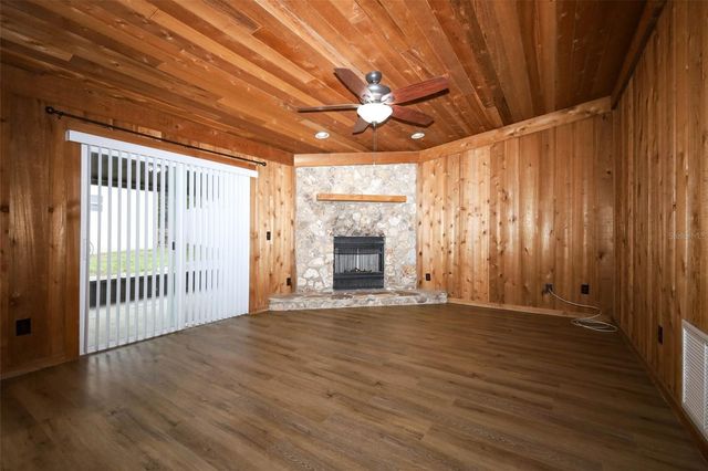 3075 MAPLESHADE STREET, Deltona, FL 32738
